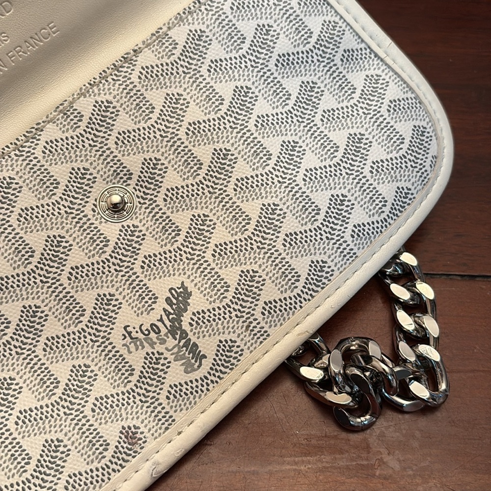 GOYARD White & Gray Monogram Clutch Wallet Pouch RARE π€π©Άπ - Picture 6 of 9